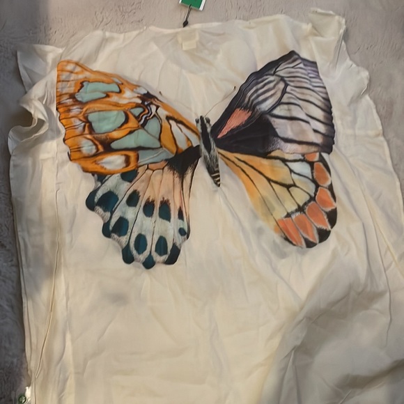 MOLO Butterfly Organic cover- up  with Ruffled Sleeves in Off-White - Picture 7 of 7